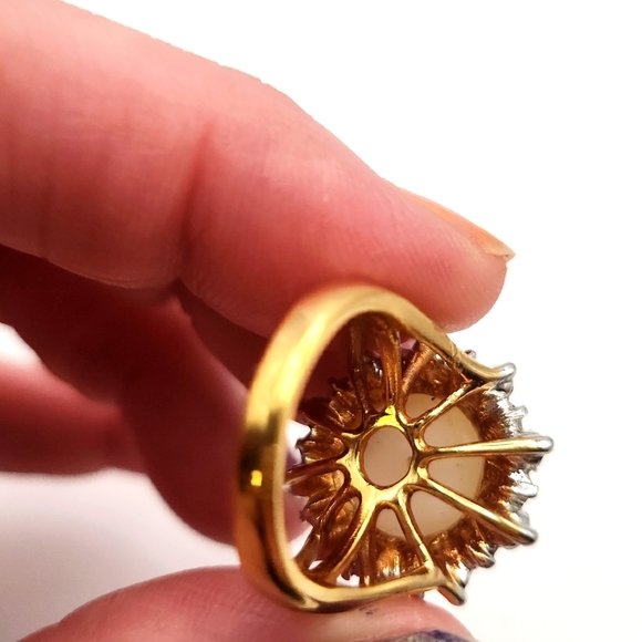 Vintage 18k Gold Electroplated Pearl & Diamond Ring Size 6 - Picture 8 of 13